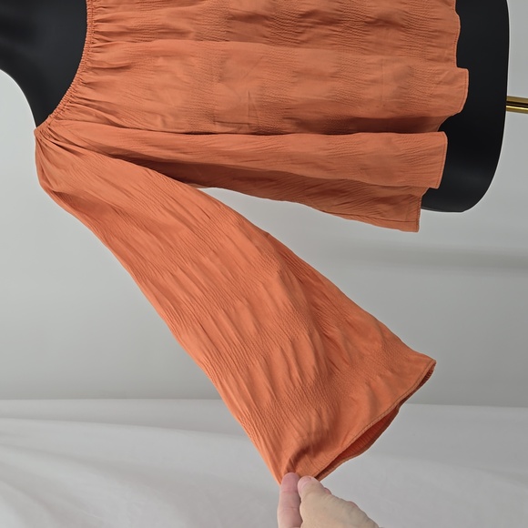 Elizabeth And James Coral Jacquard Flare Sleeve Off The Shoulder Blouse Size XS - Picture 8 of 15